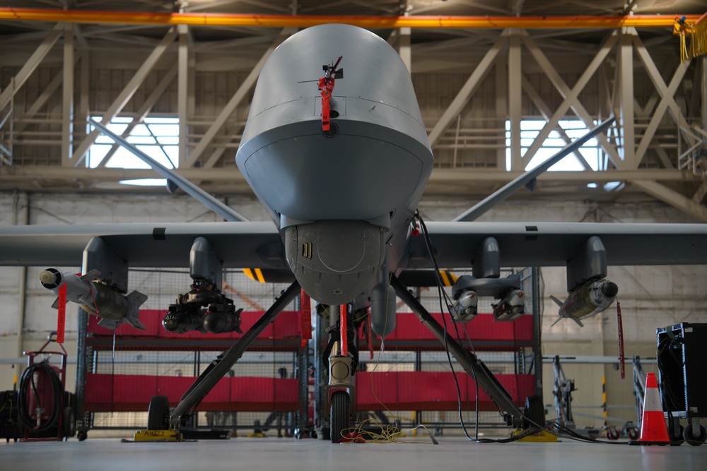 DIU Wants a Cheap, Mass-Producible Hunter-Killer Drone to Replace the Reaper