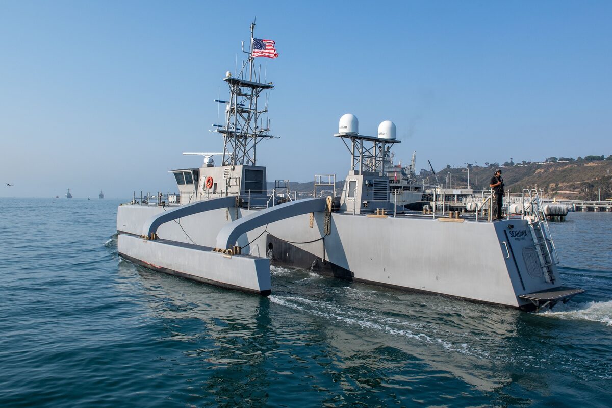Navy Turns Sea-Drone Testing Into a $1.2 Billion Order: 30 Medium USVs From HII, Saronic and Galliano Marine