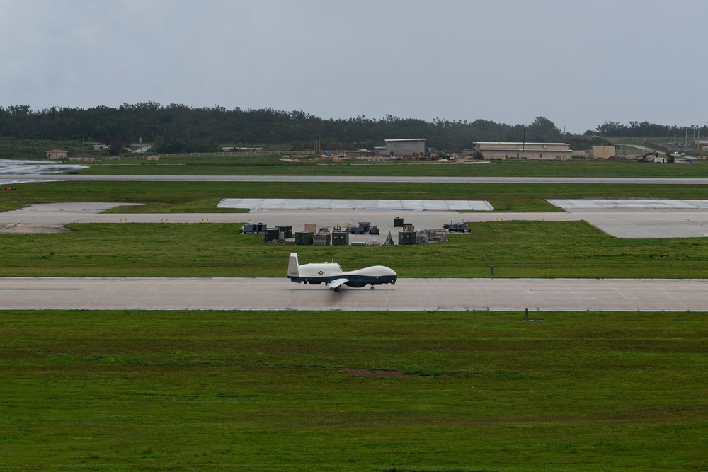 Cutting Out the Ground Station: P-8 Crews Task MQ-4C Triton Drones Directly in First Automated Navy MUM-T Demo