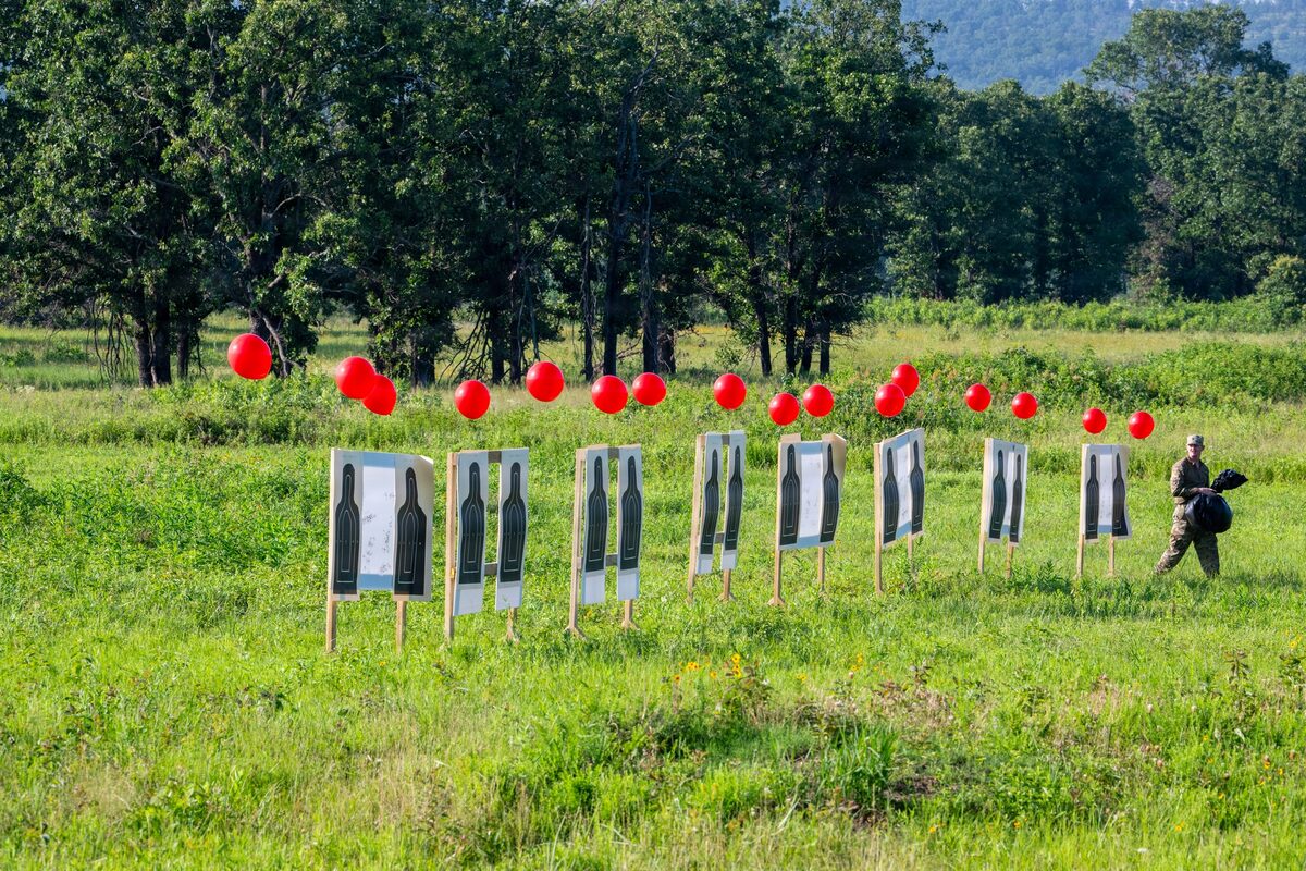 Jane's: Ukraine's Frontline Troops Are Downing FPV Kamikaze Drones With 12-Gauge Shotgun Rounds